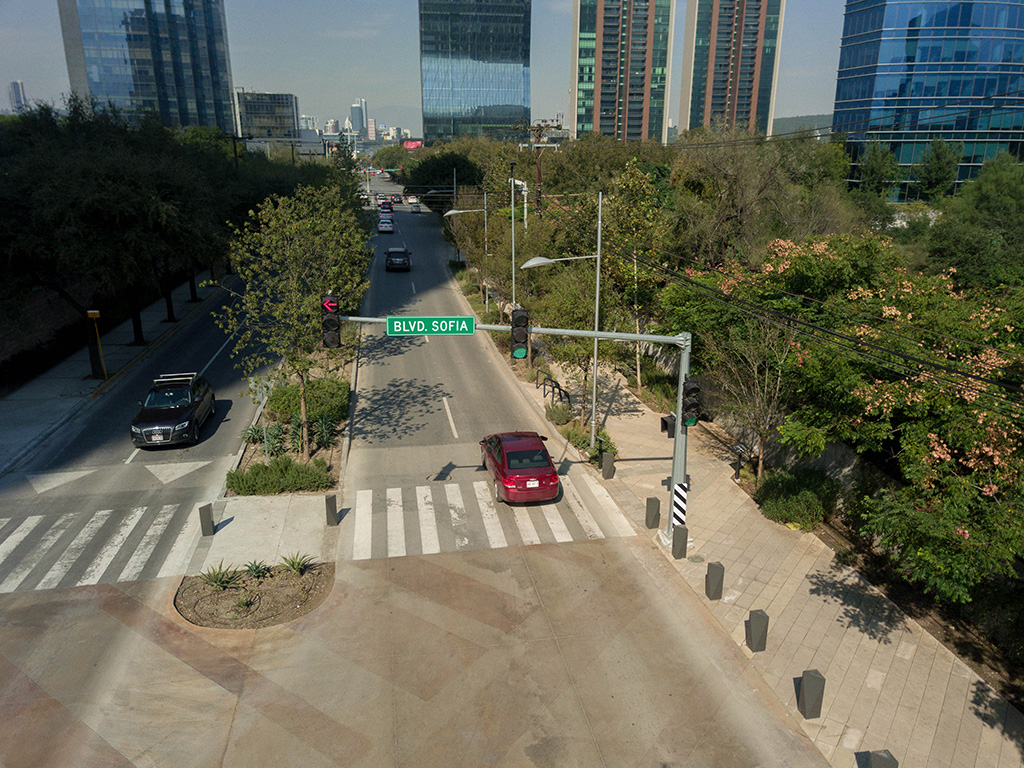 Avenida Ricardo Margain Zozaya